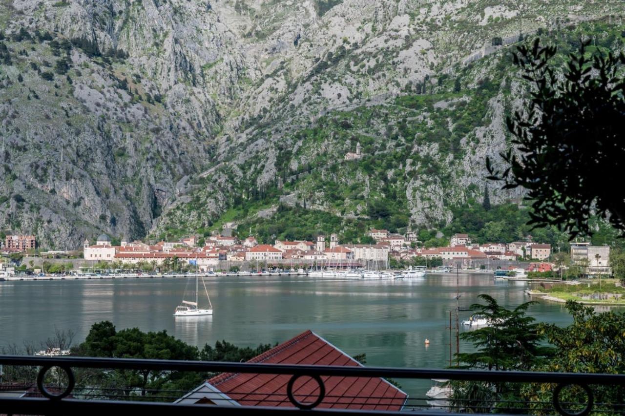 Villa Sun Castle Kotor Exterior foto