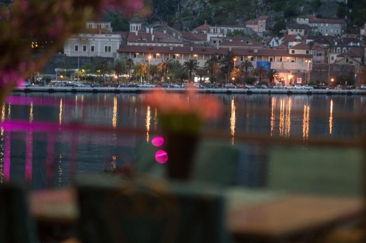 Villa Sun Castle Kotor Exterior foto